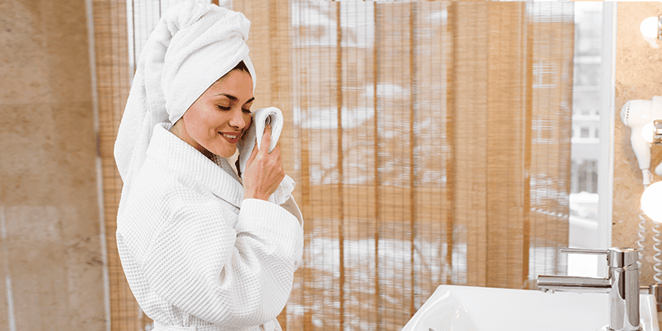 Enhancing the overall sensory experience through the freshness and scent of towels